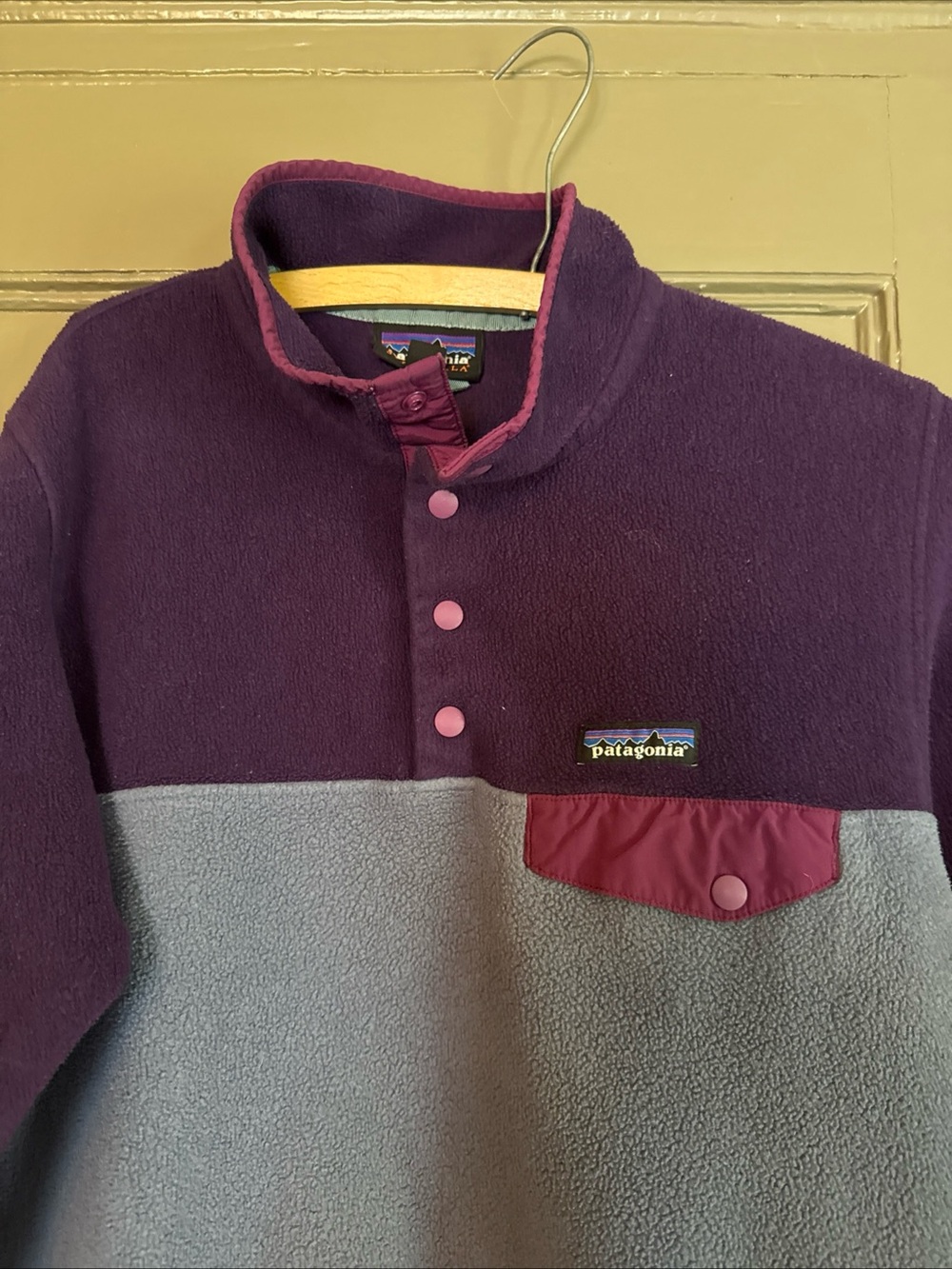 Patagonia Two-Tone Snap-synchilla Pullover - Purple & Gray women vintage medium